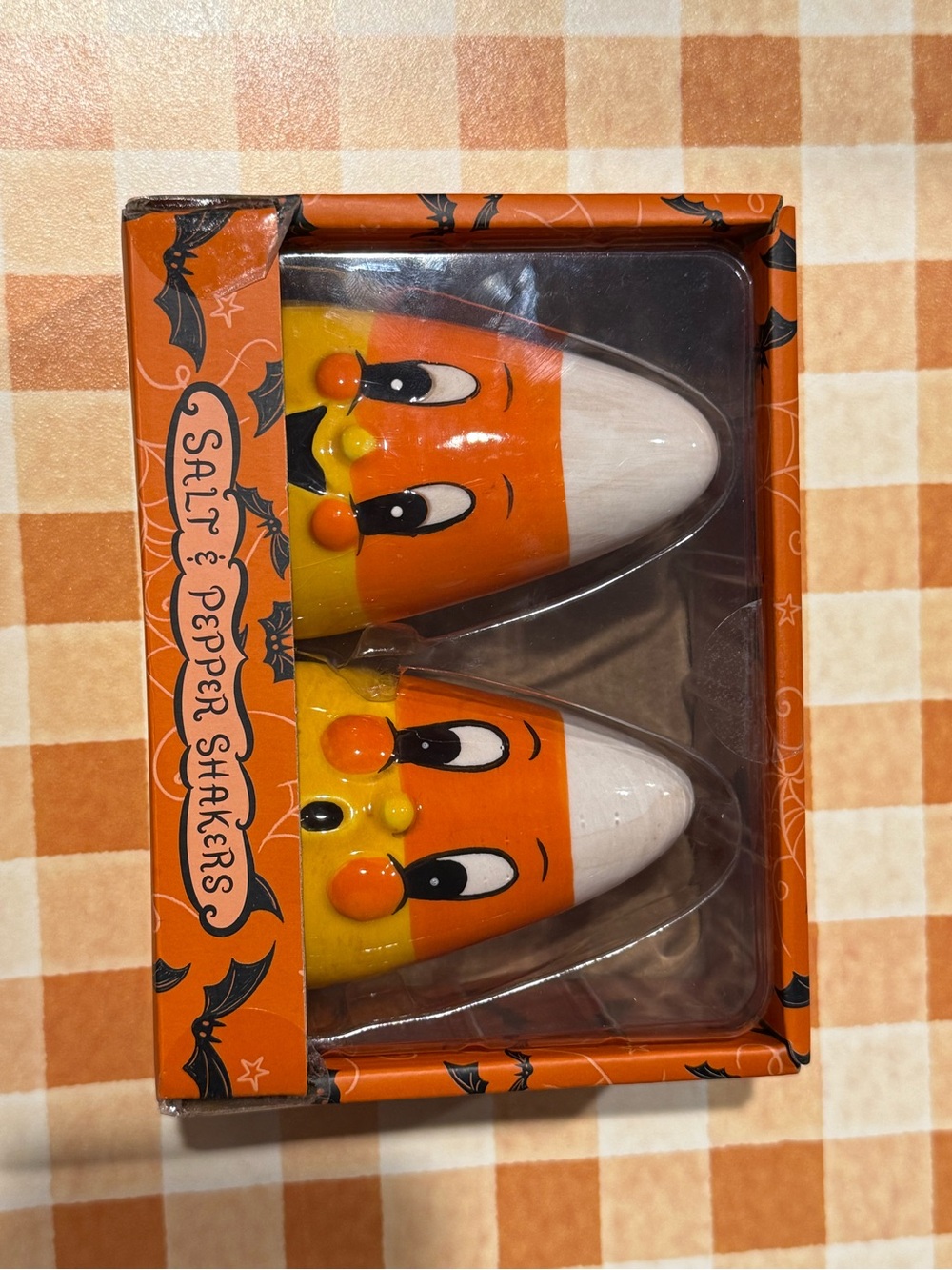 Viral Johanna Parker Vintage HalloweenOrange Candy Corn Salt & Pepper Shakers
